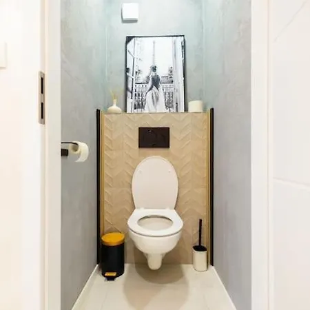 Апартаменты Ice Hockey 2 Bedroom *